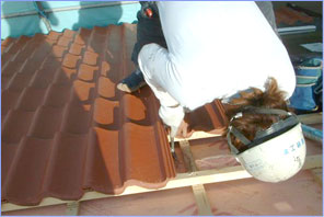 �ʋC�f�M�H�@